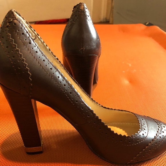 Collin Stuart 4in heel brown spectator pumps 7.5 - Picture 4 of 7